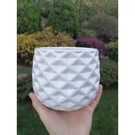 Osłonka ceramiczna geometryczna biała 13x16